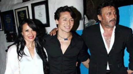 Tiger shroff with his parents 768x427 1