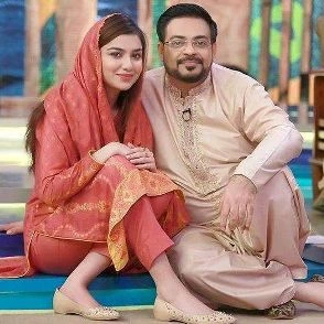 Aamir Liaquat Hussain with his second wife Syeda Tuba Aamir