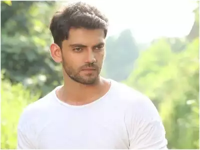 Zaheer Iqbal Biography In Hindi Zaheer Iqbal Biography In Hindi