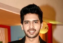 अरमान मलिक (गायक ) का जीवन परिचय । Armaan Malik Biography in Hindi अरमान मलिक (गायक ) का जीवन परिचय । Armaan Malik Biography in Hindi