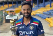 Suryakumar Yadav Biography in hindi । सूर्यकुमार यादव (क्रिकेटर) का जीवन परिचय सूर्यकुमार यादव (क्रिकेटर) का जीवन परिचय। Suryakumar Yadav Biography in hindi