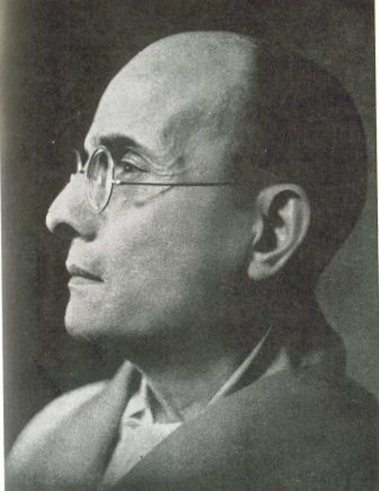वीर सावरकर का चित्र — भारतीय स्वतंत्रता संग्राम के क्रांतिकारी राष्ट्रवादी, लेखक और हिंदुत्व विचारक